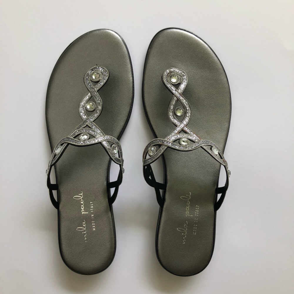 Mila Paola silver flip flops made in Italy NWOT
